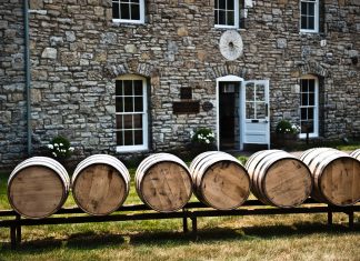Woodford Celebrates Bourbon Heritage Month with Bourbon Heritage Southern Supper