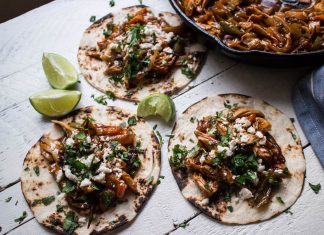 These Chipotle BBQ and Bourbon Chicken Tacos are the Tuesday Treat You Need