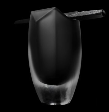 Norlan Whiskey Glass Upgrades With New Accessories: Water Adding Pipette and Carafe Norlan Drave Pipette and Carafe. Photo Credit Norlan.