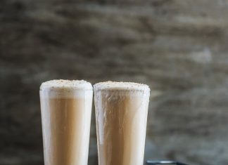 Raise your Holiday Spirit with this Bourbon Lift Cocktail