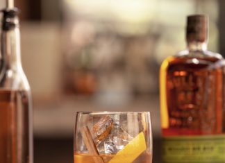 Tis’ The Season for this Apple Pie Old Fashioned