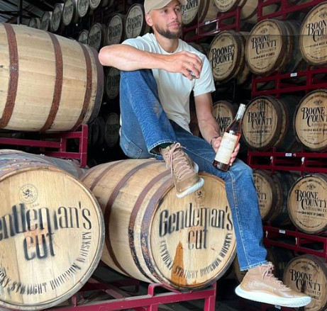 Steph Curry Launches Gentleman's Cut Kentucky Straight Bourbon